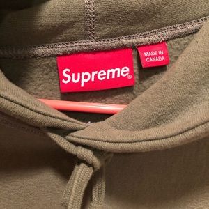 supreme wrist logo hooded sweatshirt